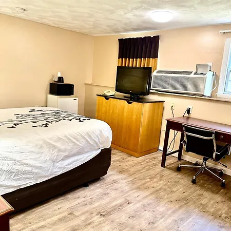Wickford Motor Inn-3