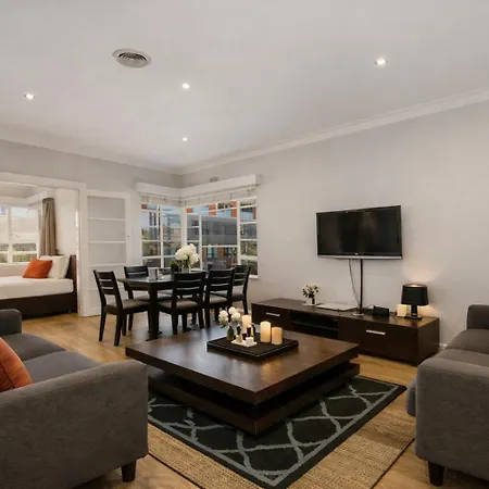 Crest On Barkly Serviced Apartments-2