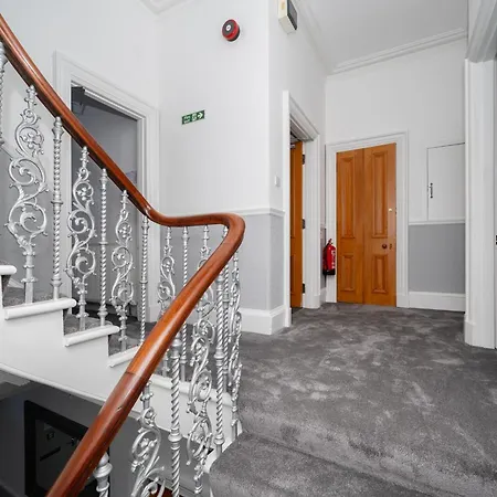 Granite City Guest House-2