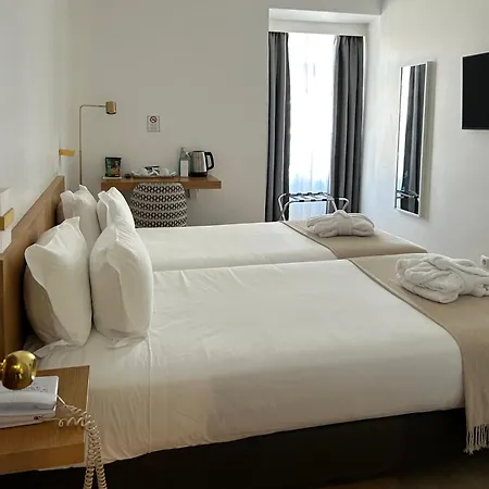 Hotel Solaris-3
