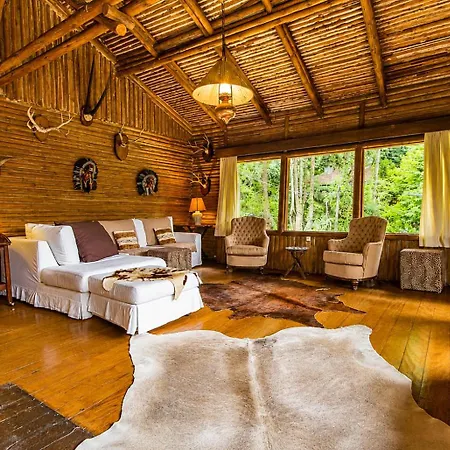 Pousada Casa Mantiqueira - Proxima Ao Capivari E Opcoes De Hidromassagem-2