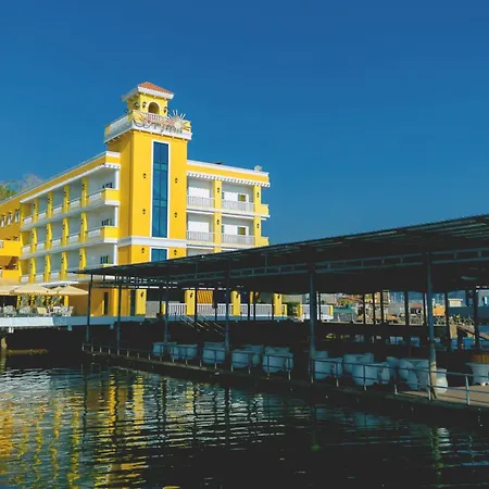 Sunlight Hotel Coron-2