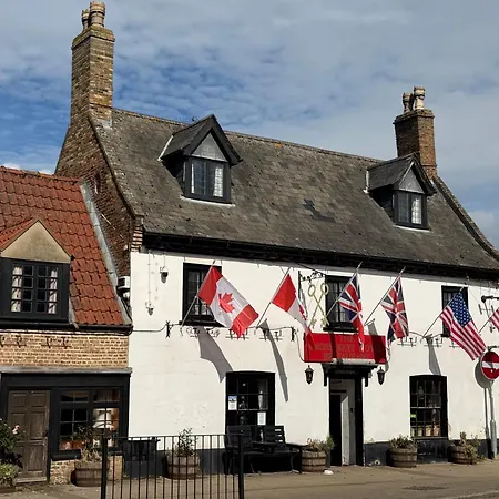 Cross Keys Hotel Chatteris-2