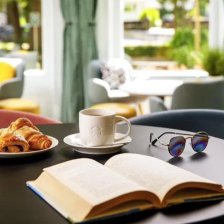 Ibis Styles Bournemouth-3