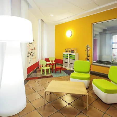 Ibis Styles Napoli Garibaldi-3