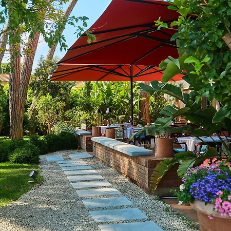La Serena Forte Dei Marmi, Small Luxury Hotels Of The World-3