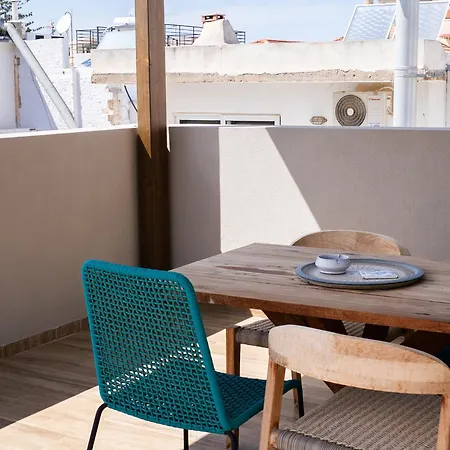 Casa Moazzo Suites And Apartments-2