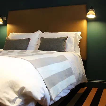 The Penny Farthing Hotel-3