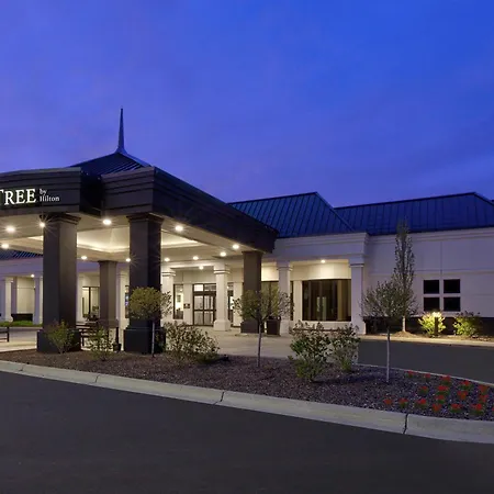 Doubletree By Hilton Hotel Detroit Novi-2