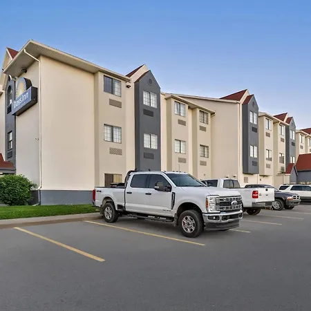 Days Inn By Wyndham Near Kansas Speedway-2