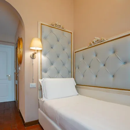 Art Hotel Villa Agape - Place Of Charme-2