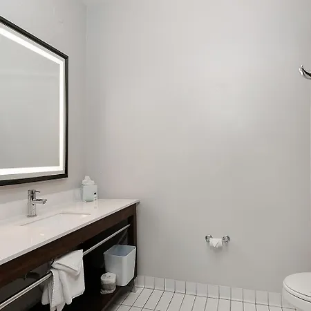 Four Points By Sheraton Houston Hobby Airport-2