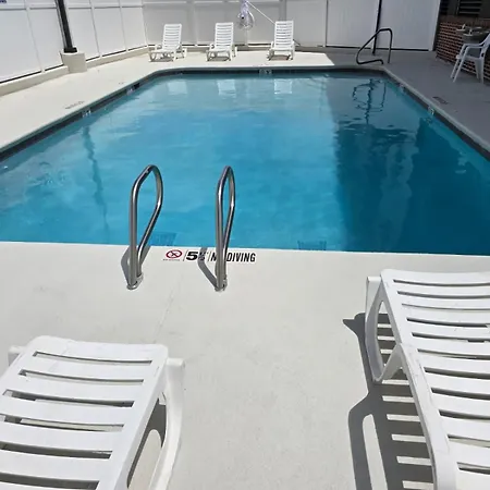 Comfort Inn & Suites Brunswick I-95-2