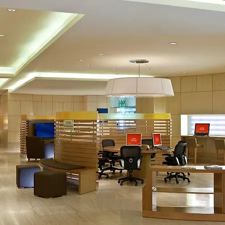 Sheraton Nha Trang Hotel & Spa-2