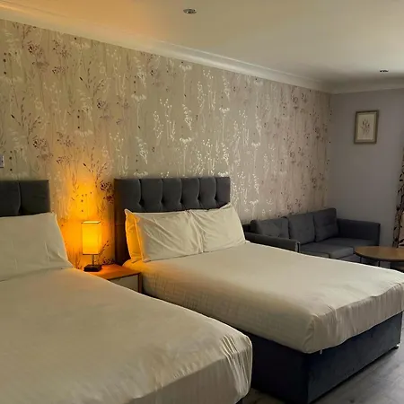 The Hillcrest Hotel-2