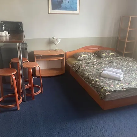 Easy Stay Apartments-3