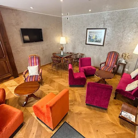 Hôtel La Montagne Fleurie-2