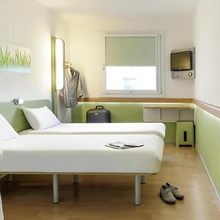 Ibis Budget Sheffield Arena-2