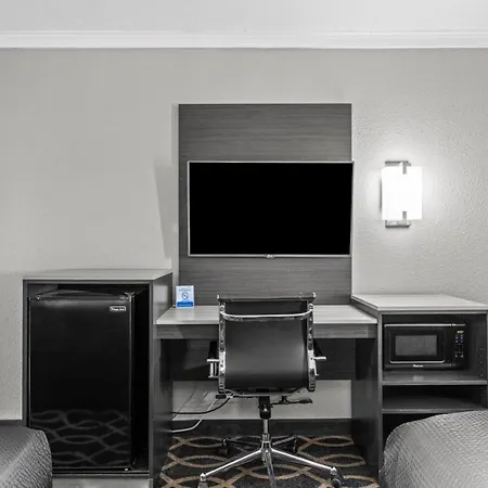 Super 8 By Wyndham Norman West Ok-3