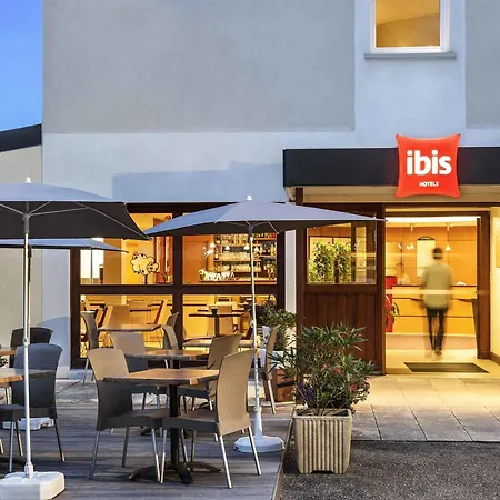 Ibis Auch-3
