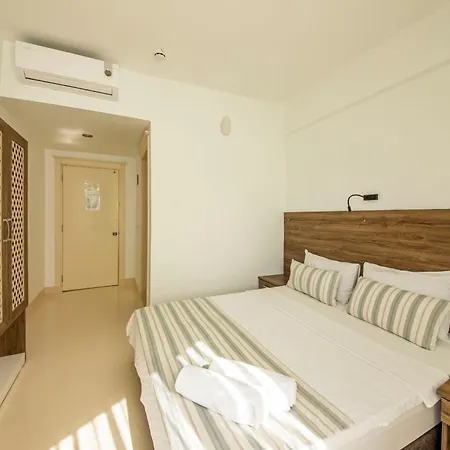 La Moda Beach Hotel-3