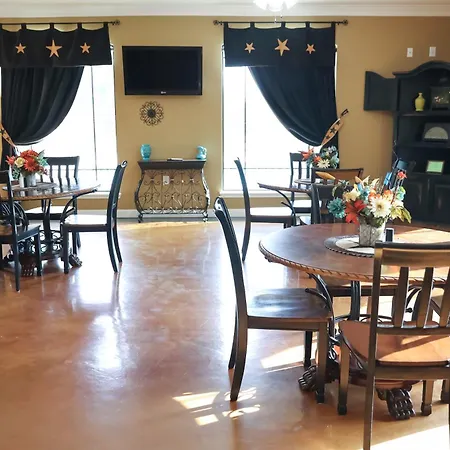 Black Gold Inn-2