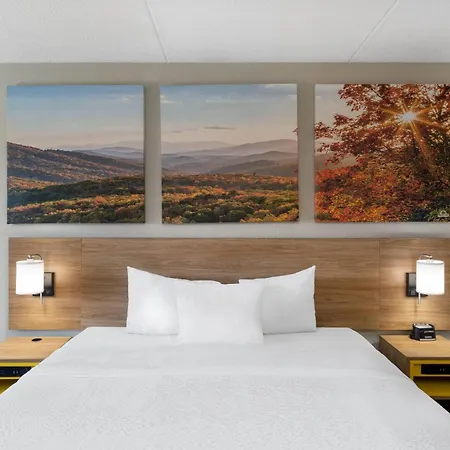 Days Inn By Wyndham Greeneville-2