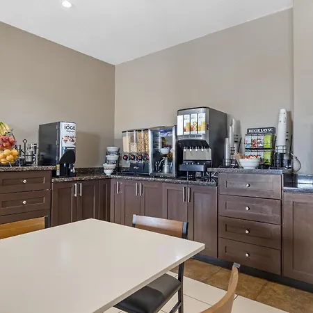 Best Western Estevan Inn & Suites-3