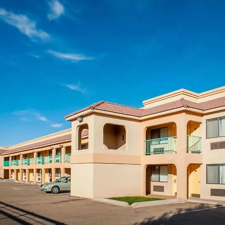 Rodeway Inn Tucumcari-2