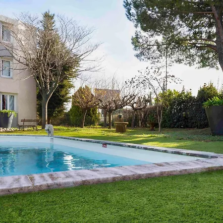 Ibis Arles-3