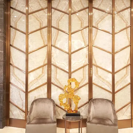 Royal Dragon Hotel-3