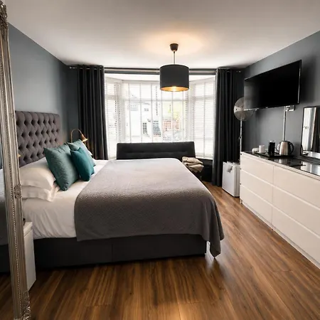 Skyline Guesthouse Newquay-2