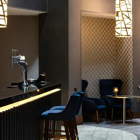 Crowne Plaza London Heathrow T4 By Ihg-3