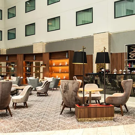 Crowne Plaza London Heathrow T4 By Ihg-2