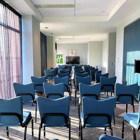 Holiday Inn London Heathrow - Bath Road By Ihg-3