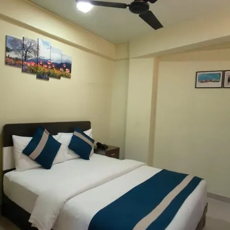 Tourist Inn-3