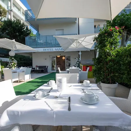 Hotel Sanremo-3