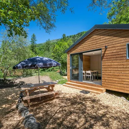 Hôtel et Camping O2 Orcières Outdoor Area-3