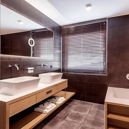 Hotel Angerer Alm-3