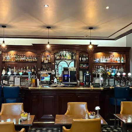 Westlodge Hotel & Leisure Centre-2