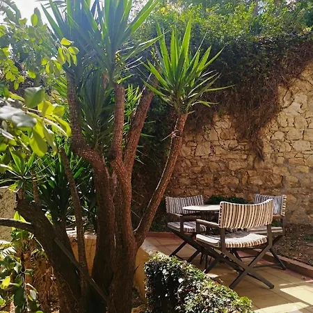 Achillion Palace Hotel Rethymno City Center-3