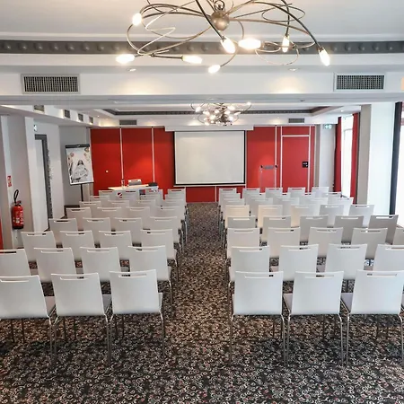 Hotel Mercure Lyon Centre Charpennes Parc De La Tete D'Or-3