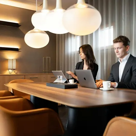 Sheraton Frankfurt Airport Hotel & Conference Center-2