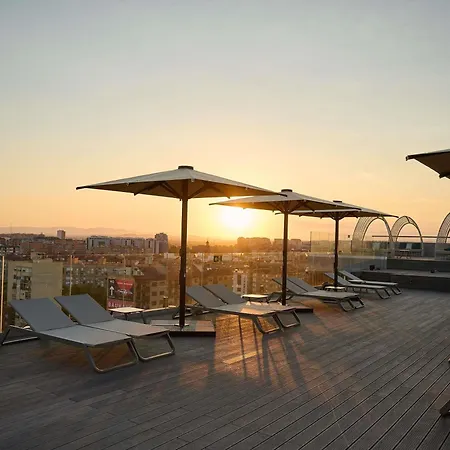 Novotel Valencia Lavant-3
