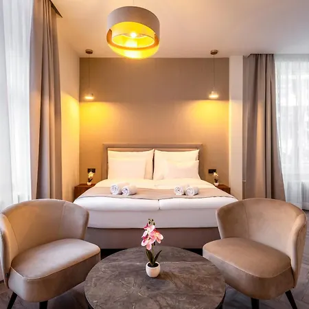 Evergreen Suites Budapest-3