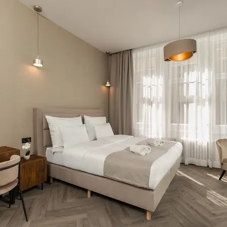 Evergreen Suites Budapest-2