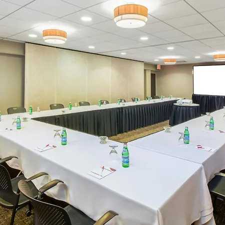 Crowne Plaza Chicago Ohare Hotel & Conf Ctr By Ihg-2