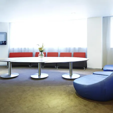 Novotel Liverpool Centre-2