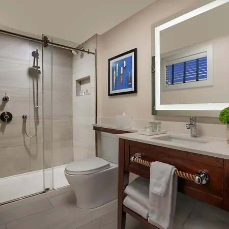 Hyannis Harbor Hotel (Adults Only)-2