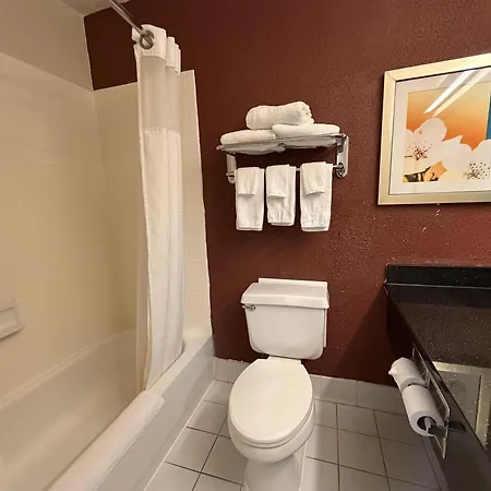 Surestay By Best Western Norman-3